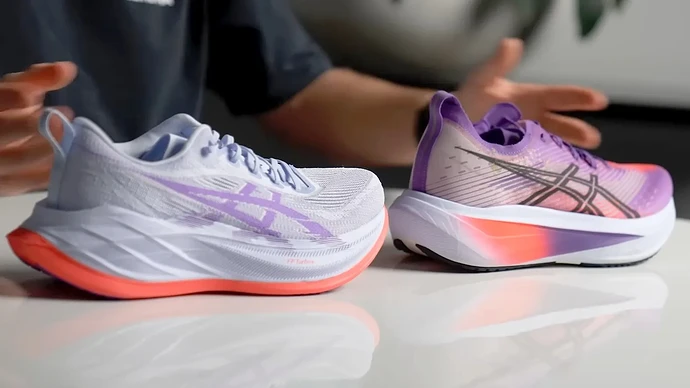 ASICS Megablast vs Superblast 2 c