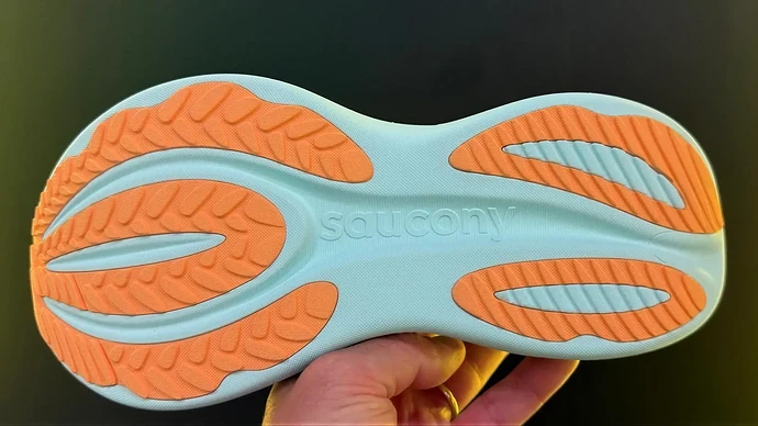 saucony-triumph-24_02