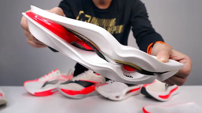 Li-Ning(リーニン)飛電6シリーズ_06