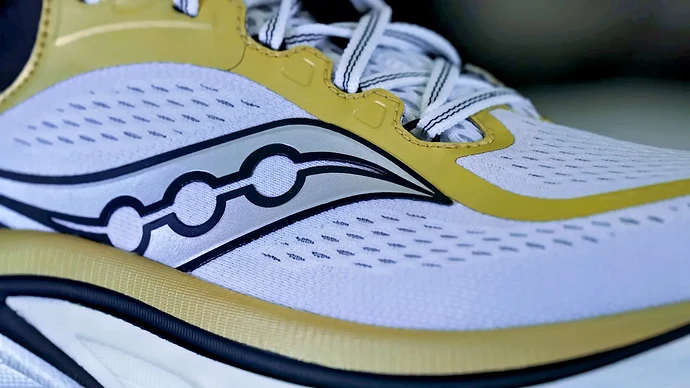 Saucony Paramount Max_09