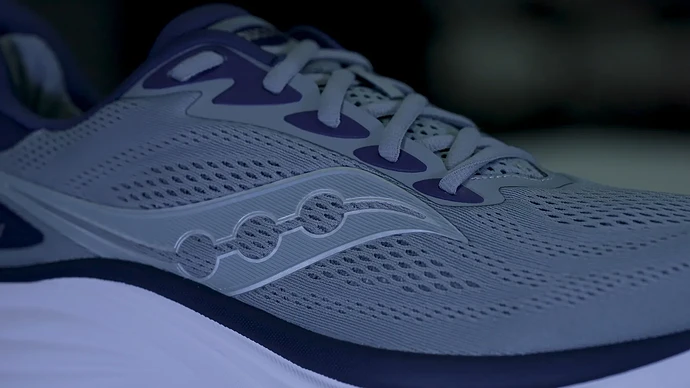 Saucony Triumph 24_ IncrediLUX_08