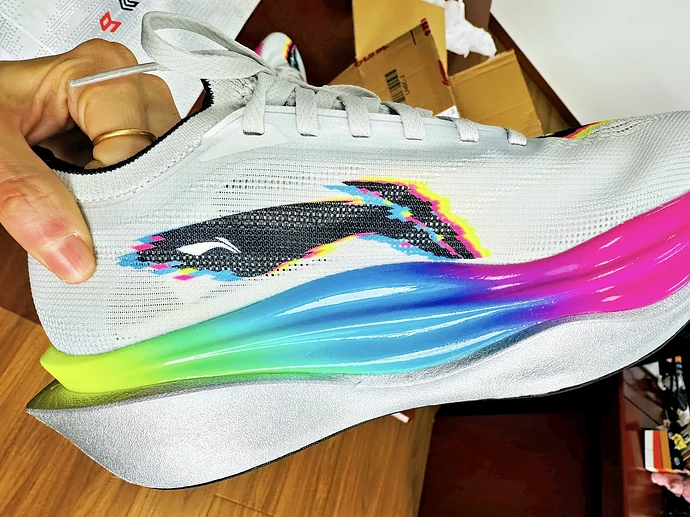 Li-Ning Feidian 6 Elite_7