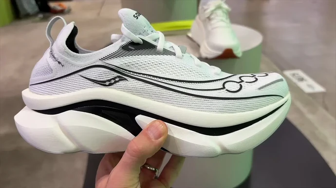 Saucony Endorphin Elite 3_01