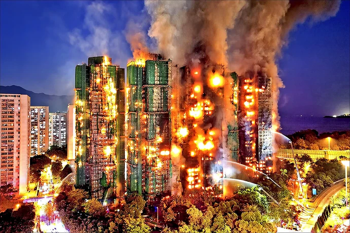 香港超高層ビル火災