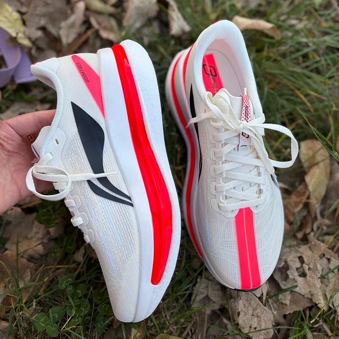 Li-Ning Red Hare 9 Ultra_2