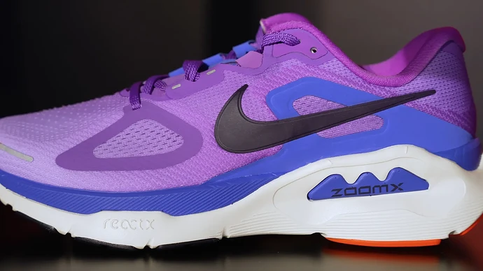 Nike Structure Plus_03