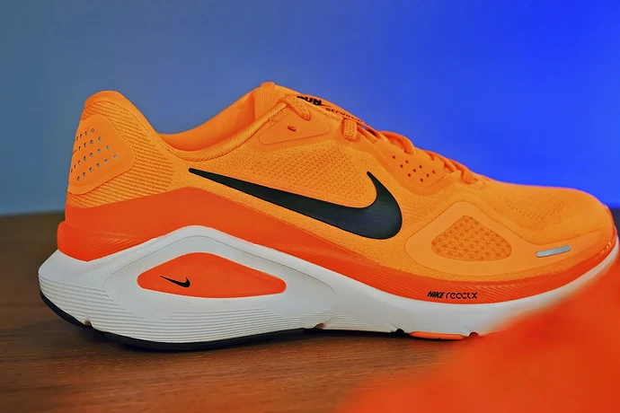 ストラクチャー26