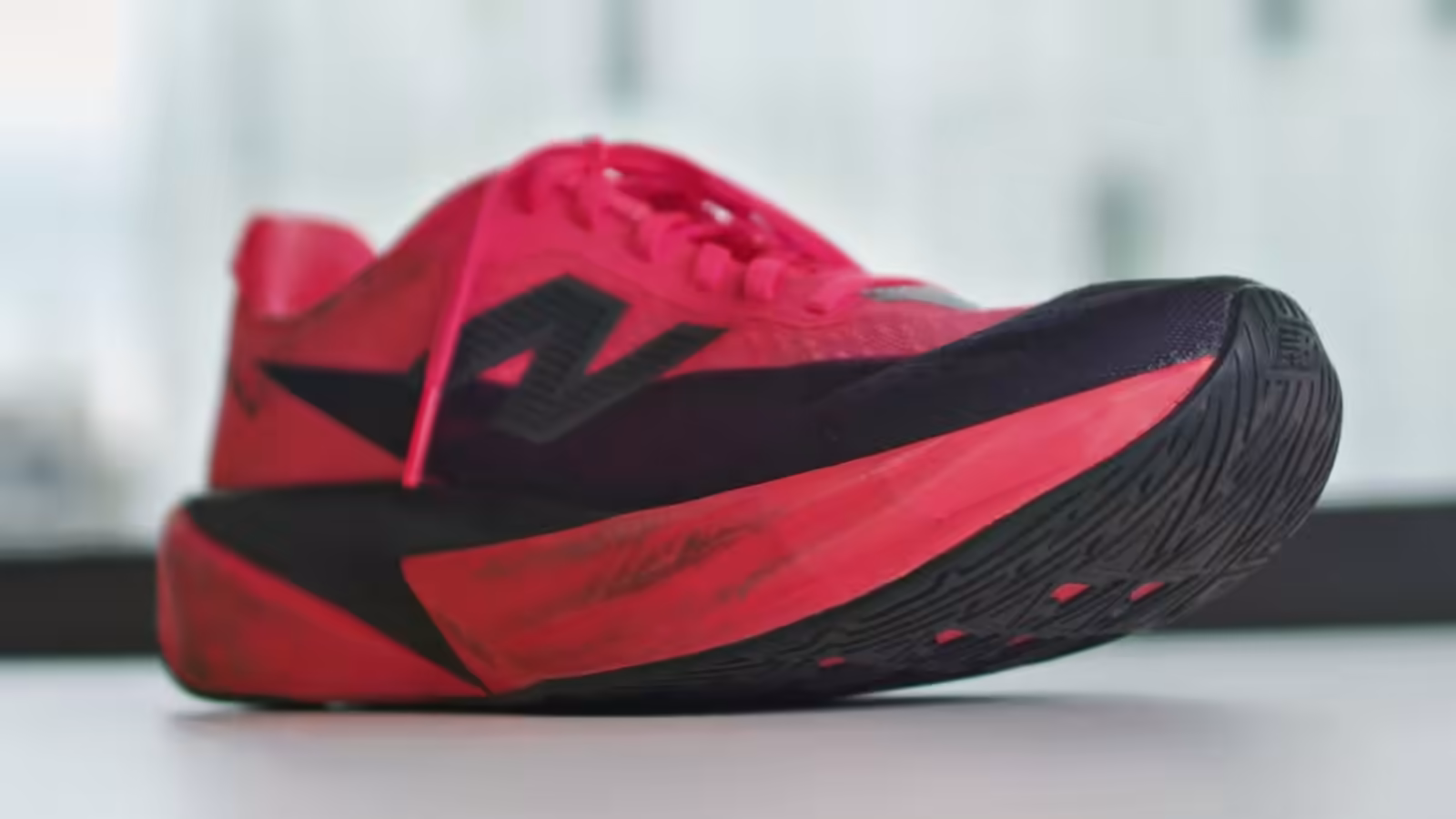 New Balance FuelCell Rebel v5:依然として頼りになるファストトレーナー? _ 正直レビュー 2-7 screenshot