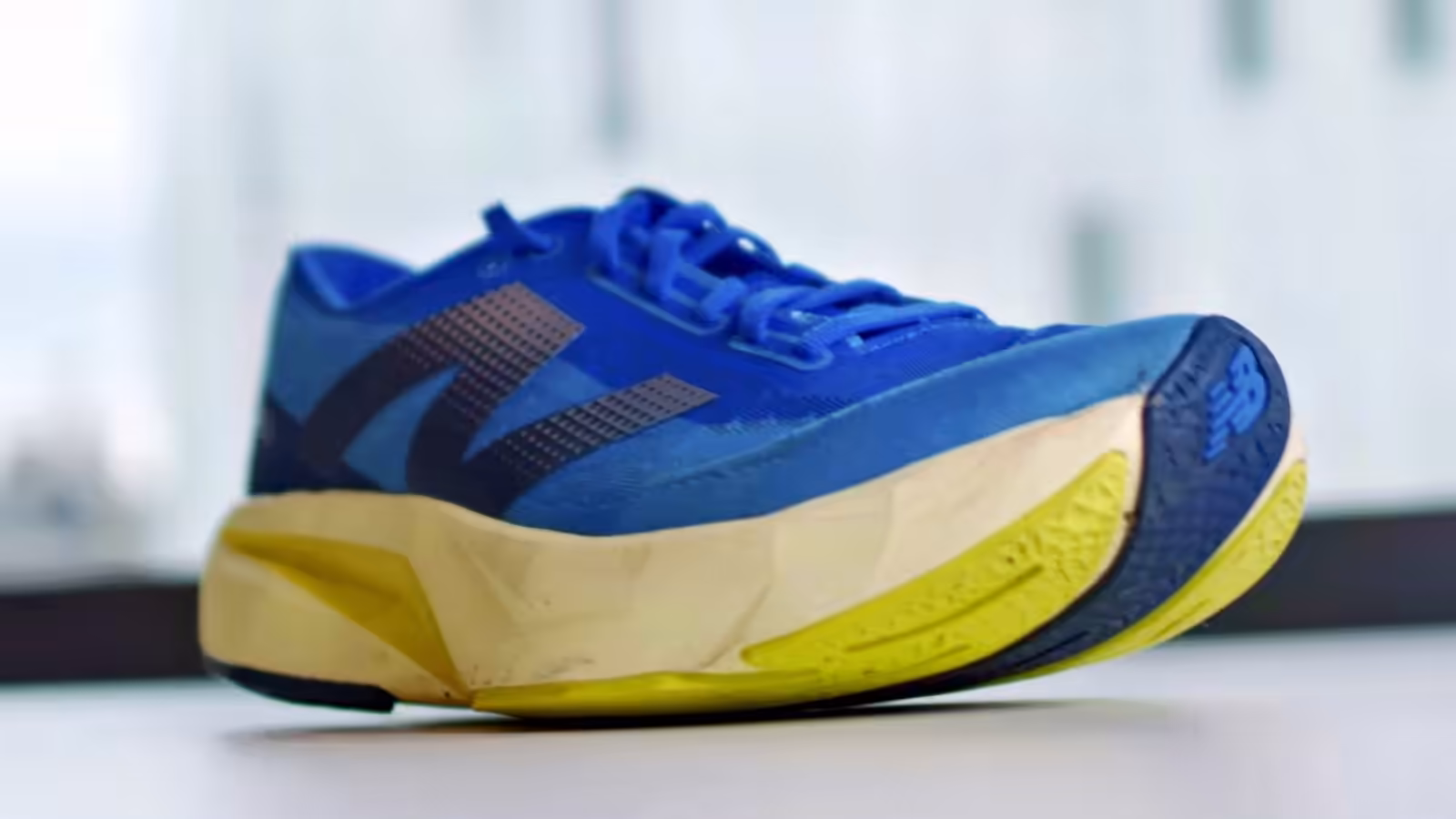 New Balance FuelCell Rebel v5:依然として頼りになるファストトレーナー? _ 正直レビュー 2-5 screenshot